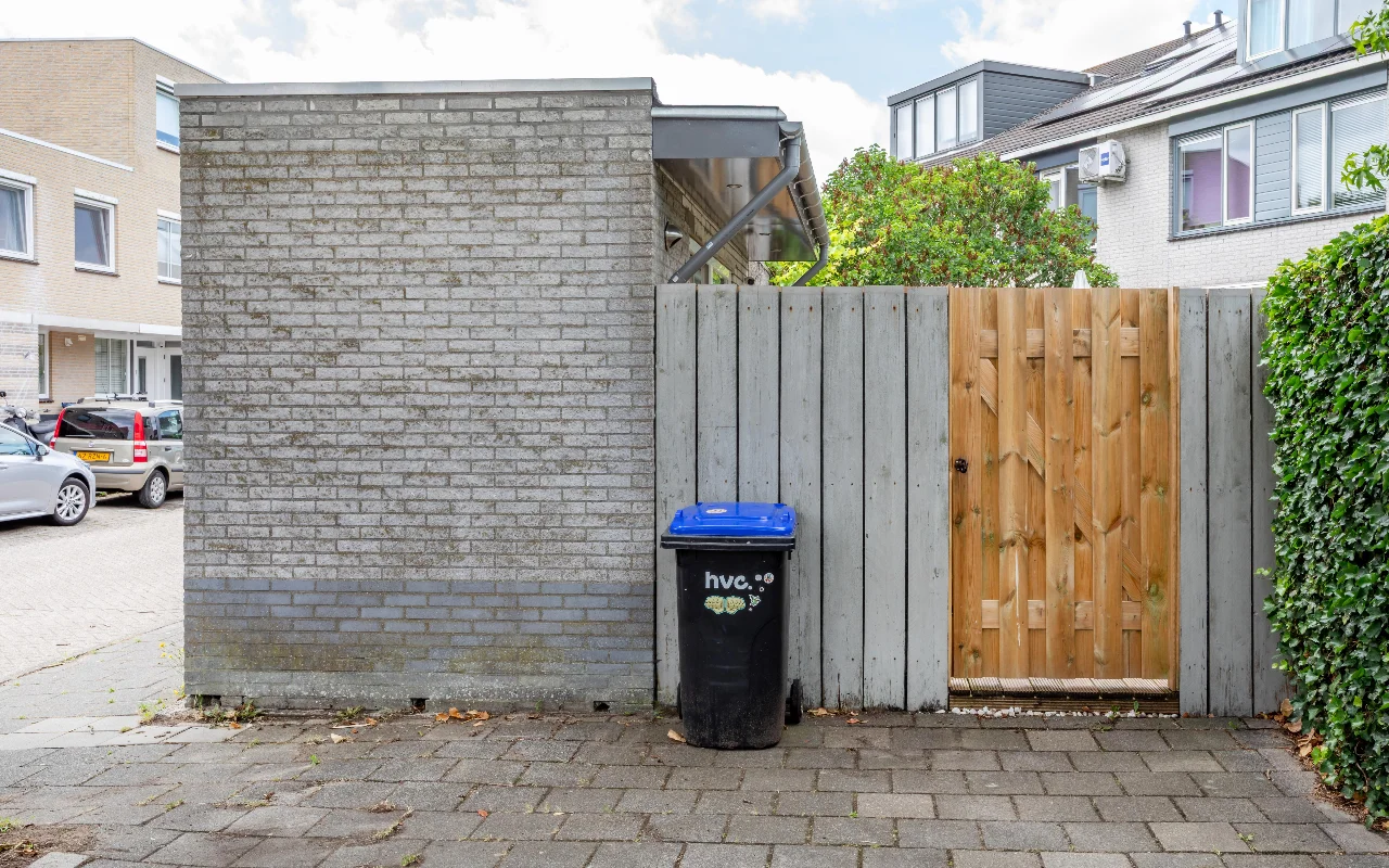 Brows Zaandam location entrance